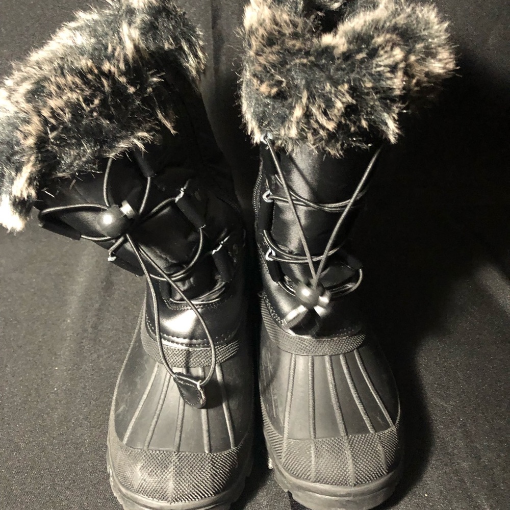 Pre-Owned Girls Boots